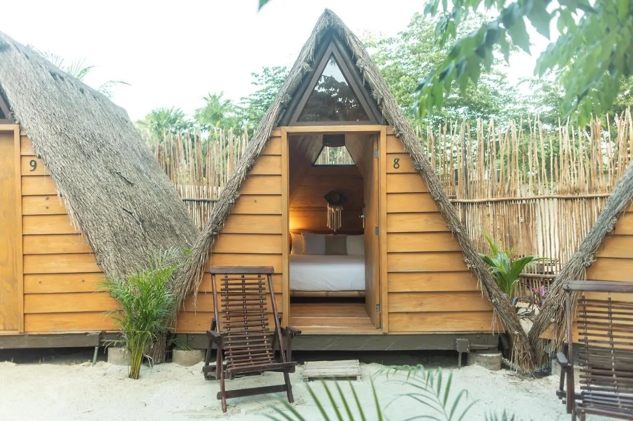 Hotel Cabanas Los Lirios Tulum